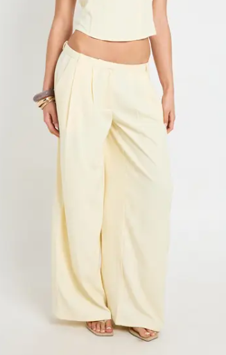 boohoo Extreme Wide Leg Tailored Trousers