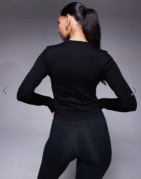 4505 Icon seamless rib long sleeve top in black