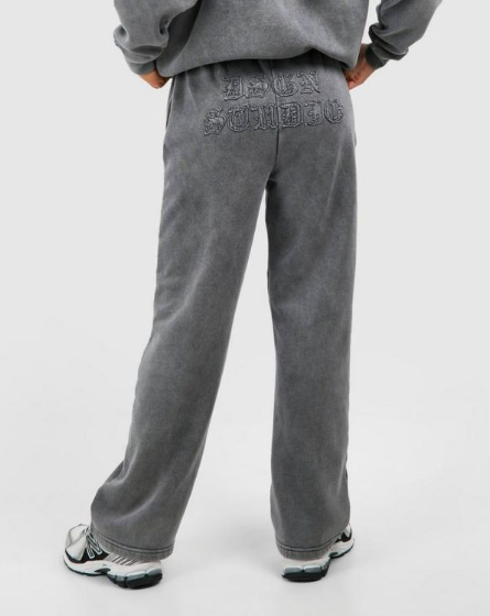 Boohoo - Dsgn Studio Self Fabric Applique Washed Wide Leg Jogger - charcoal