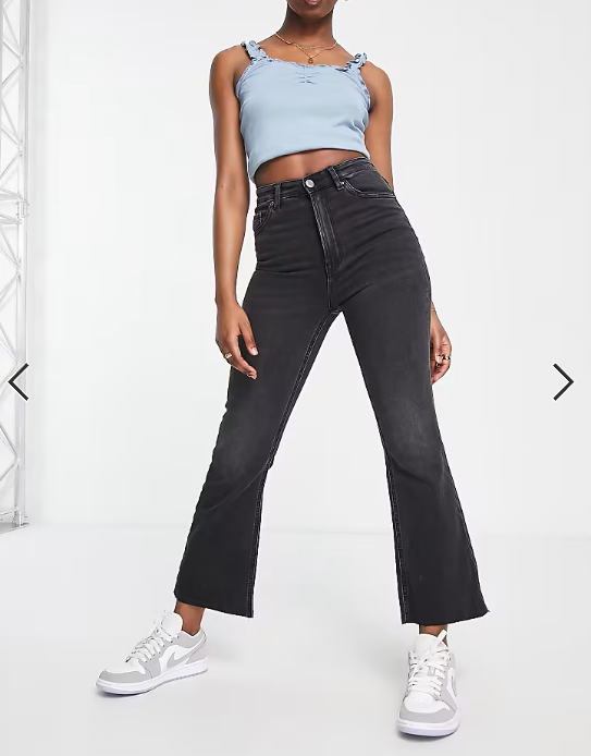 Stradivarius crop flare jean in black