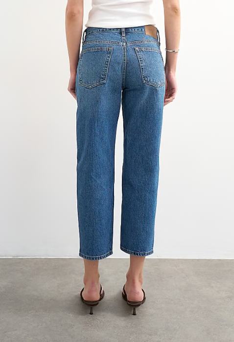 topshop runway mid riswe straight cropped jeans in mid blue