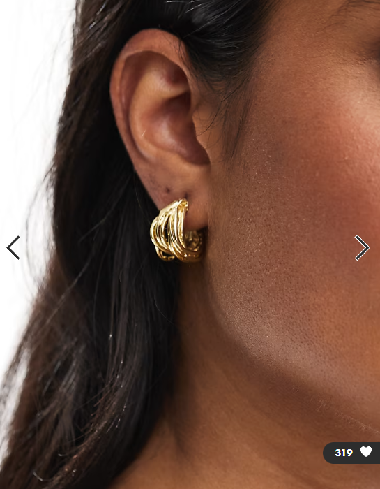 Pieces multistrand hoop earrings in gold