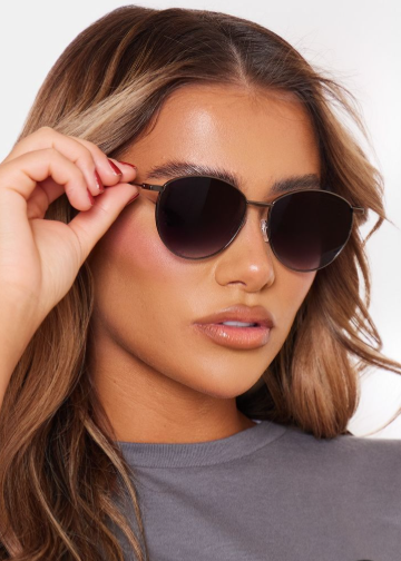 Black Metal Frame Ombre Lens Round Sunglasses