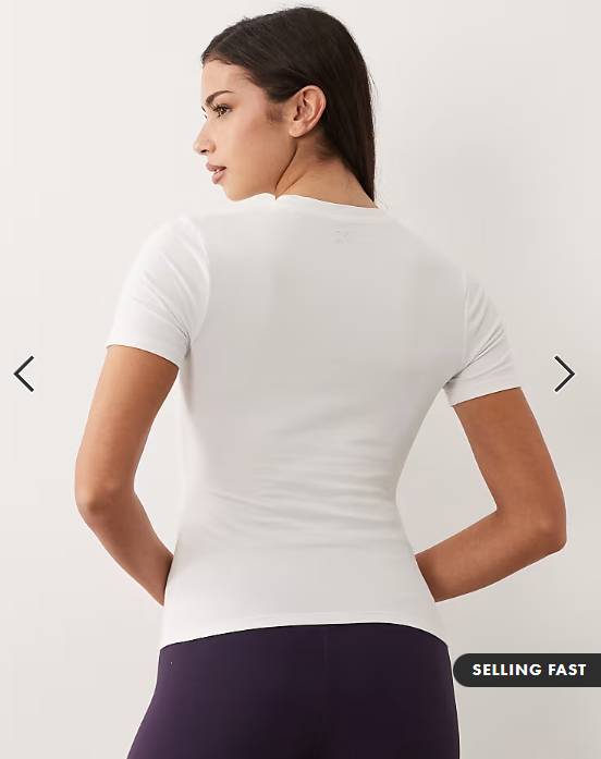 4505 fitted cotton everyday t-shirt with quick dry finish in white