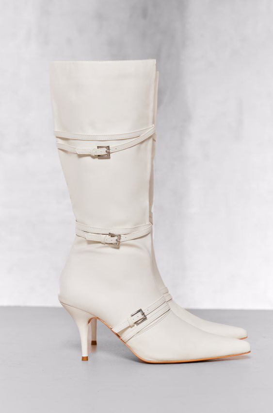 White Wide Fit Pu Point Toe Knee High Buckle Low Heeled Boots