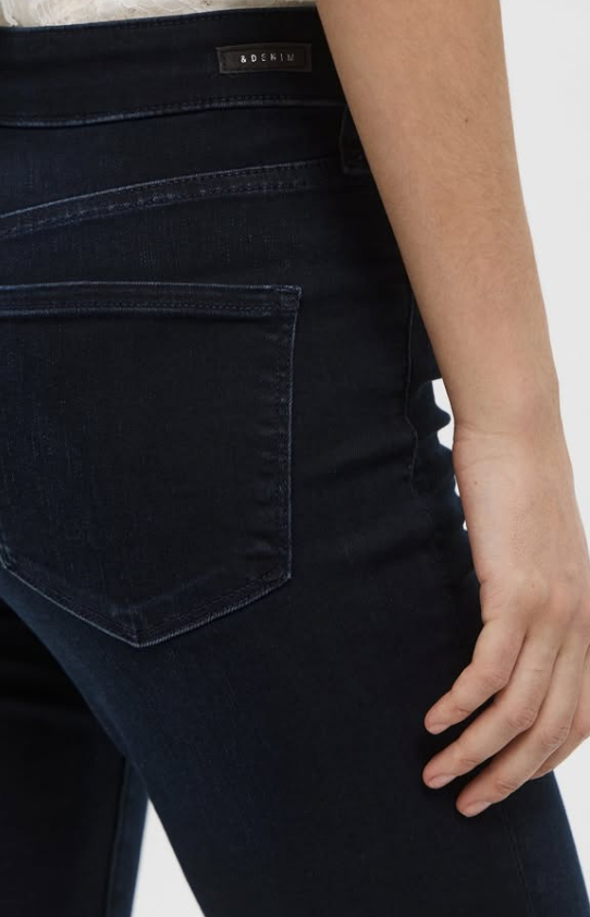 H&M - Shapin Skinny High Waist Jeans