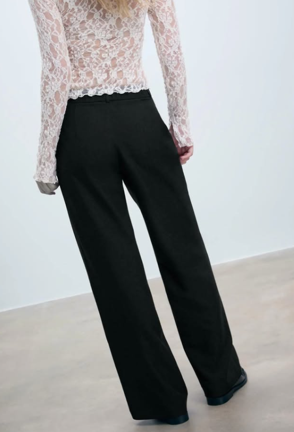 Stradivarius SMART STRAIGHT - Trousers - black