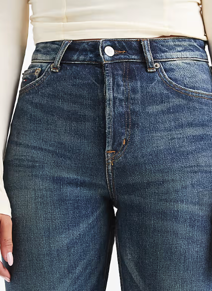 Asos - Tommy Jeans Kira mid rise slim straight turn up jeans in dark wash