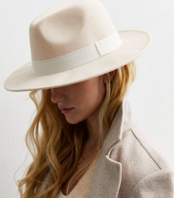 cream wide brim ribbon fedora hat