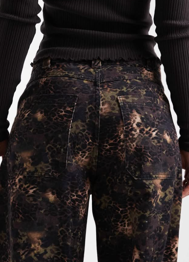 Collusion - antifit jean in floral camo print