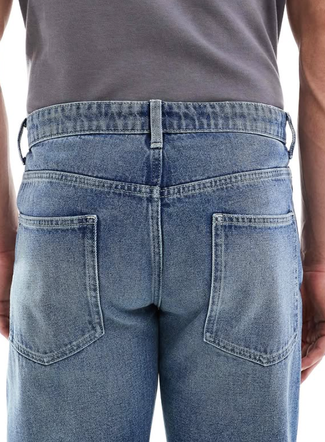 Asos - tapered fit jeans in mid wash blue
