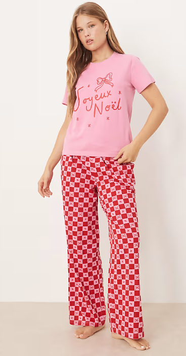 Asos - Threadbare short sleeve noel print pyjamas with pattern trouser in pink and