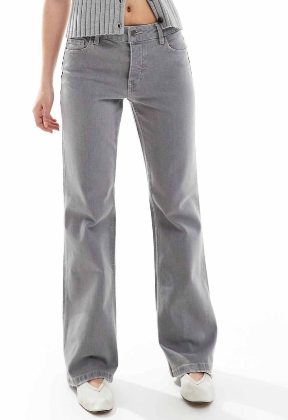 Stradivarius - STR baggy low waist jeans in grey wash