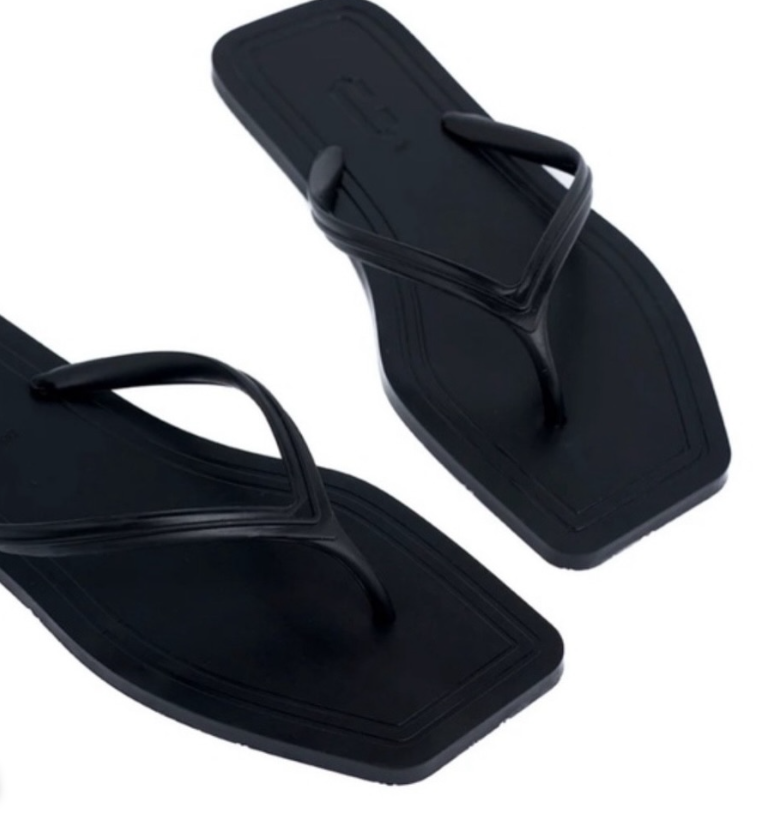 Carlotha Ray Annick Laser-cut rubber flip flops Carlotha
