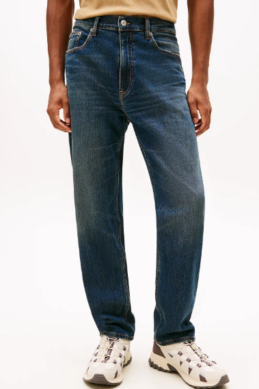 Tommy Jeans. Sonny Faded Regular Tapered Leg Jeans