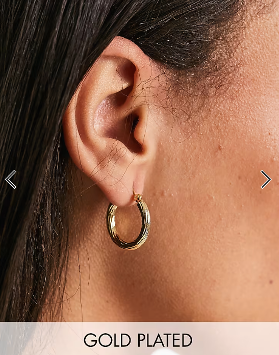 Pieces 18k plated vintage medium hoops in gold