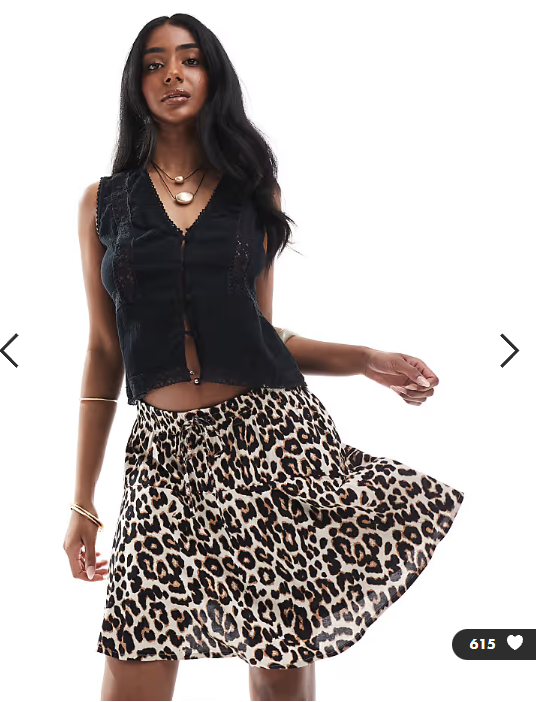 ONLY elasticated waist skort in leo print