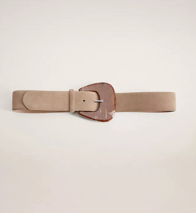 MANGO Resin Buckle Leather Belt Product Features