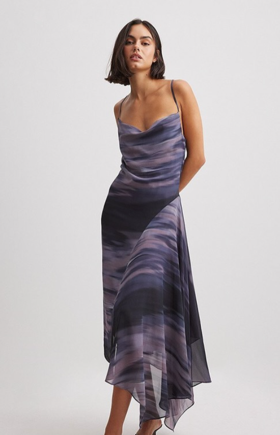 NA-KD - Waterfall Seam Detail Midi Dress