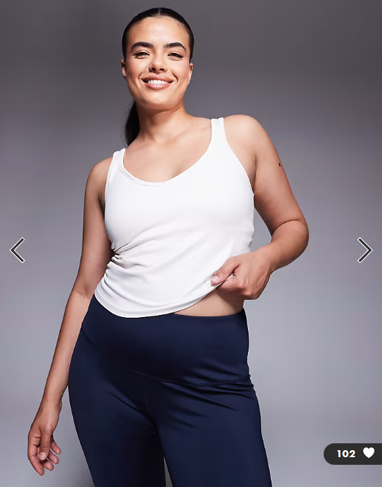 4505 Curve smooth seamless V neck vest with inner bra in parchment