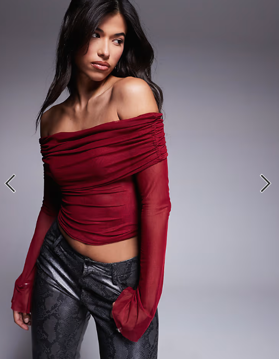 Top burdeos con escote Bardot asimétrico y manga acampanada de malla de ASOS DESIGN