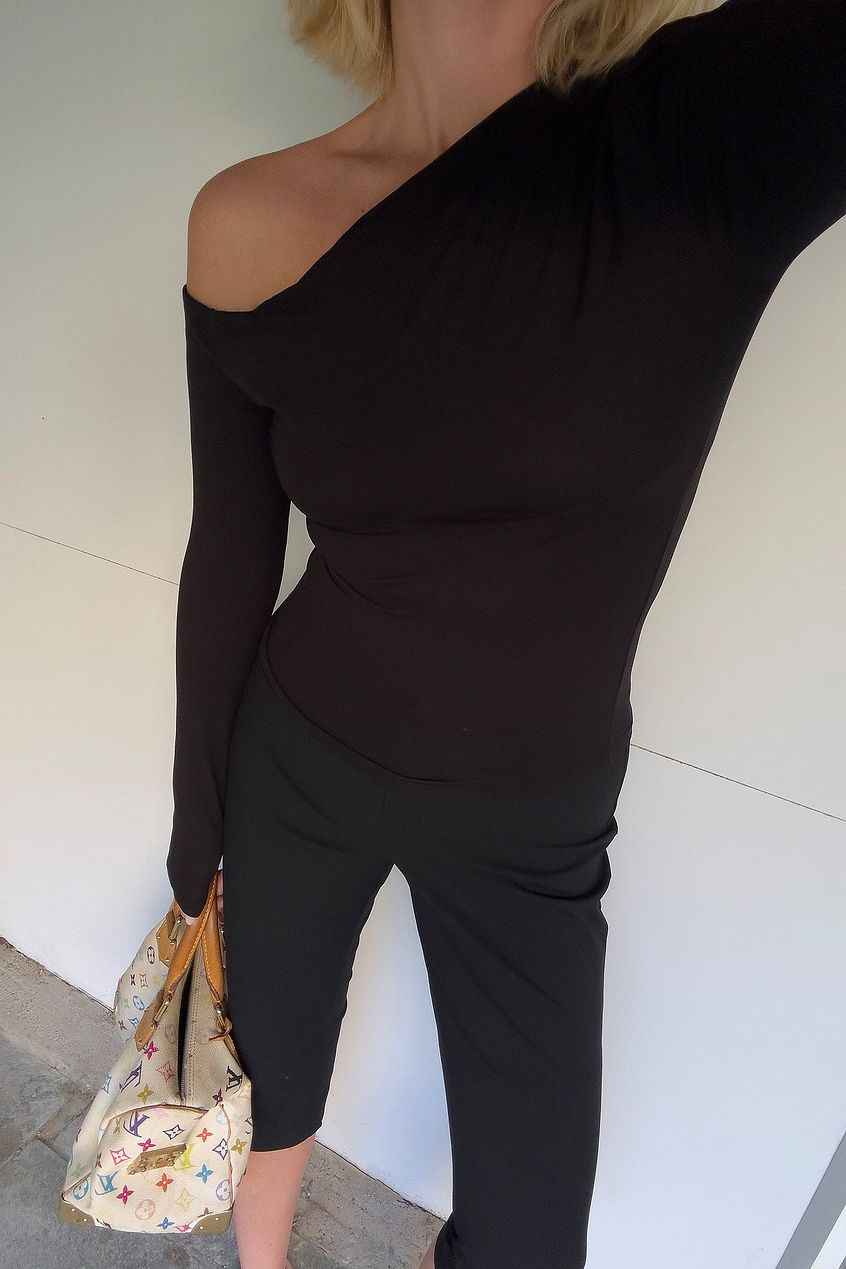 Na-kd Off Shoulder Jersey Top
