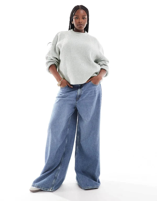 ASOS DESIGN Curve chunky crew neck rib jumper in light grey