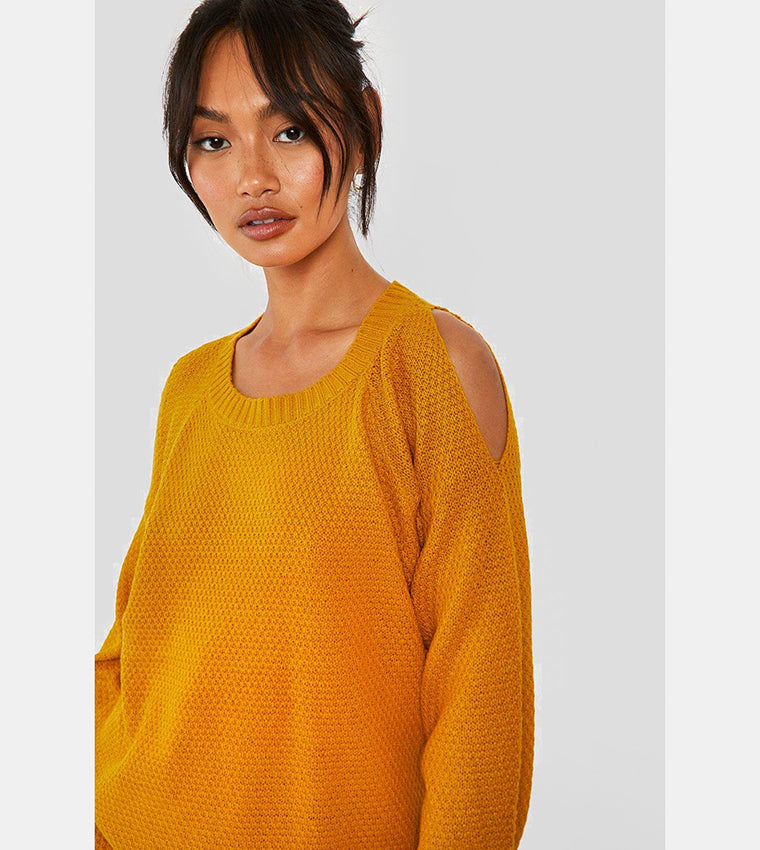 Boohoo - Cold Shoulder Moss Stitch Sweater