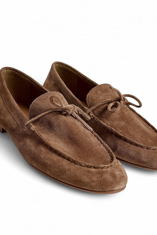 Na-kd Bow Detail Moccasins