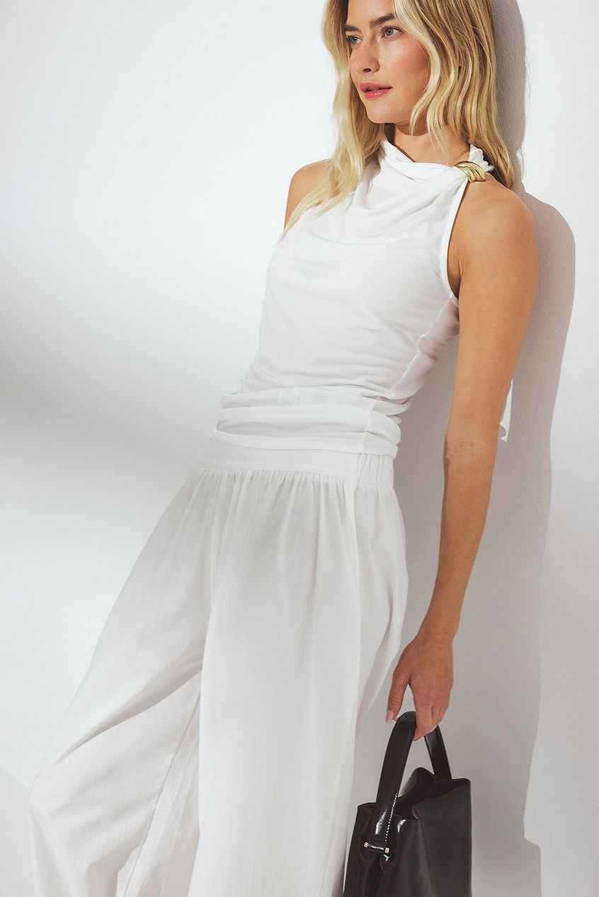 Na-kd Buckle Detail Top