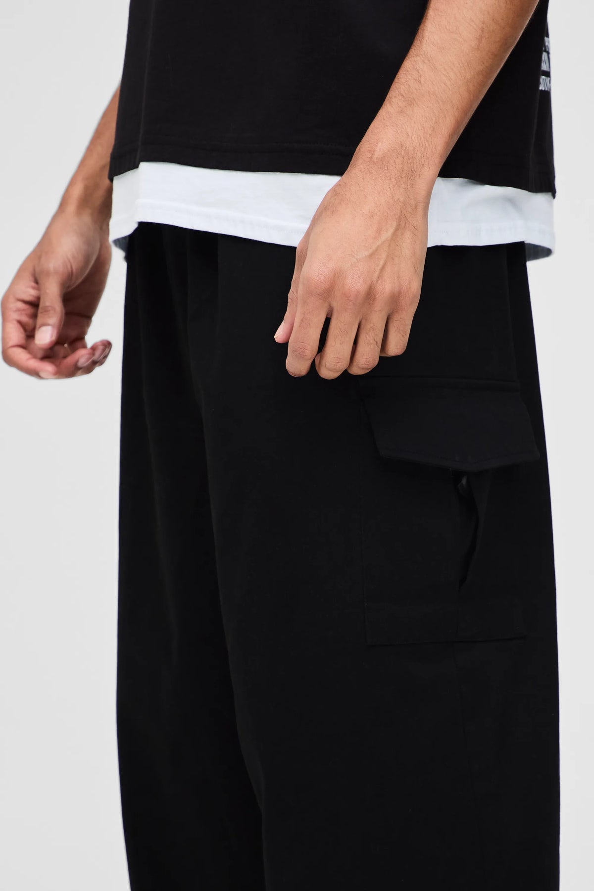 boohooMAN Elasticated Waist Parachute Cargo Trousers