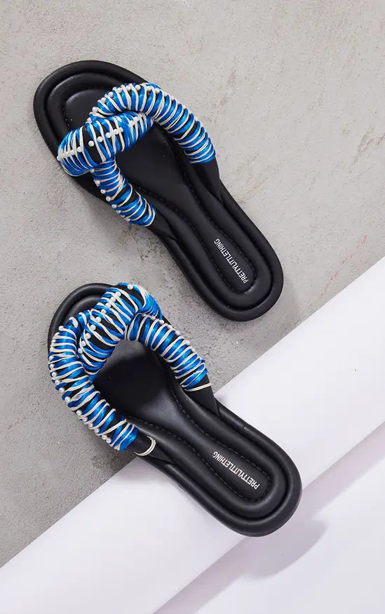 Plt - Black Real Leather Round Toe Padded Contrast Strap Pearl Detail Sandals