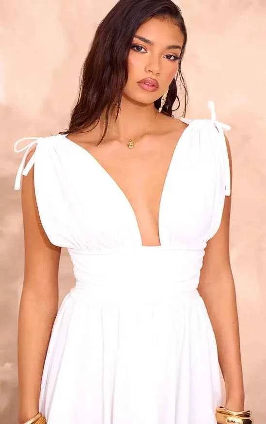 Plt - Jersey Plunge Neck Shift Dress
