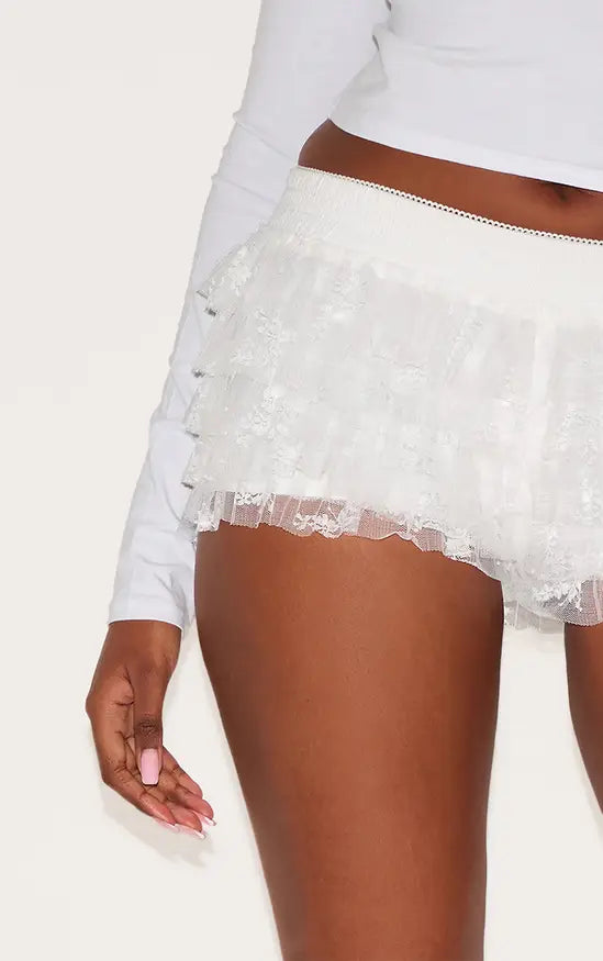 Plt - Cream Lace Frilly Bloomer Shorts
