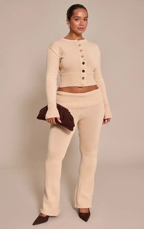 PrettyLittleThing Shape Knitted Button Front Cardigan