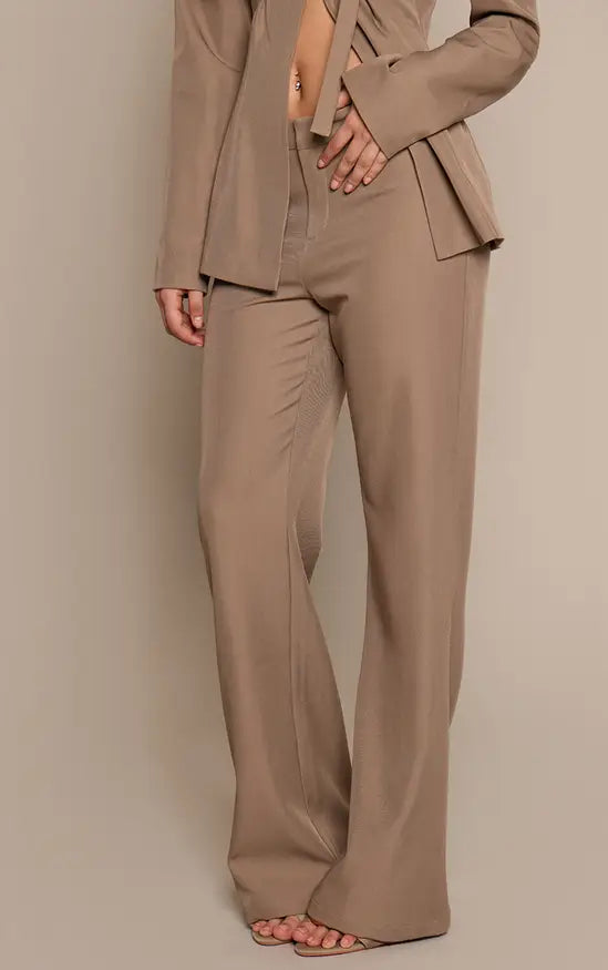 PrettyLittleThing Wide Leg Tailored Trousers