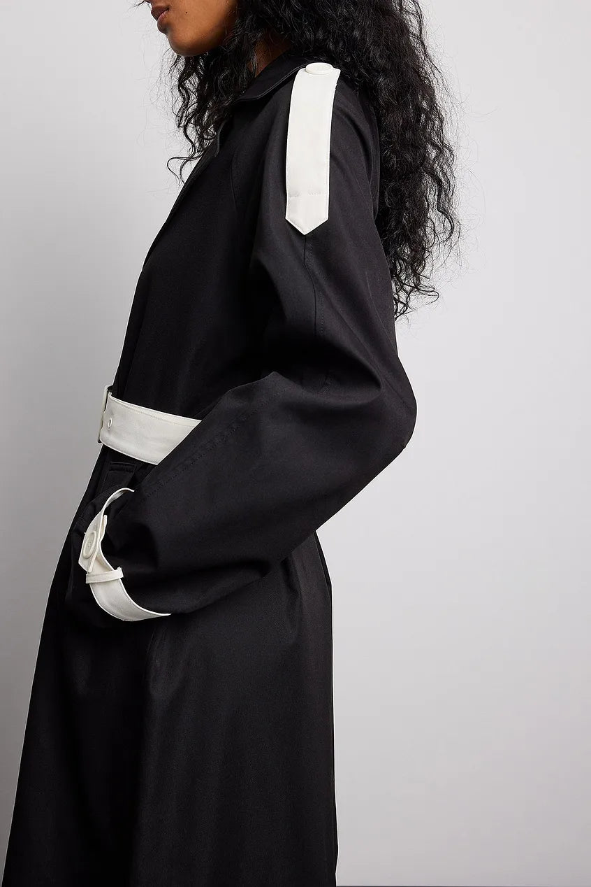 Double Buttoned Trenchcoat