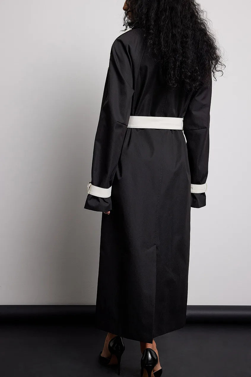 Double Buttoned Trenchcoat