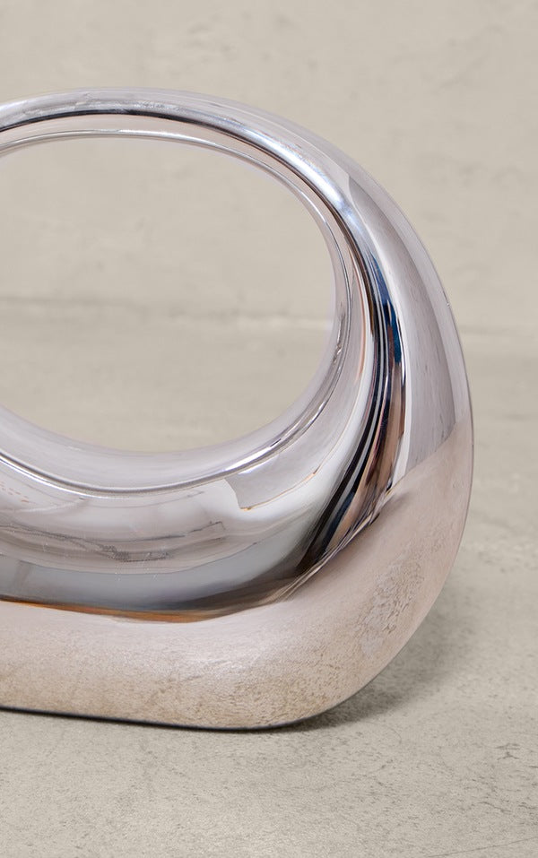 Plt - Silver Hard Smooth Curve Hand Bag