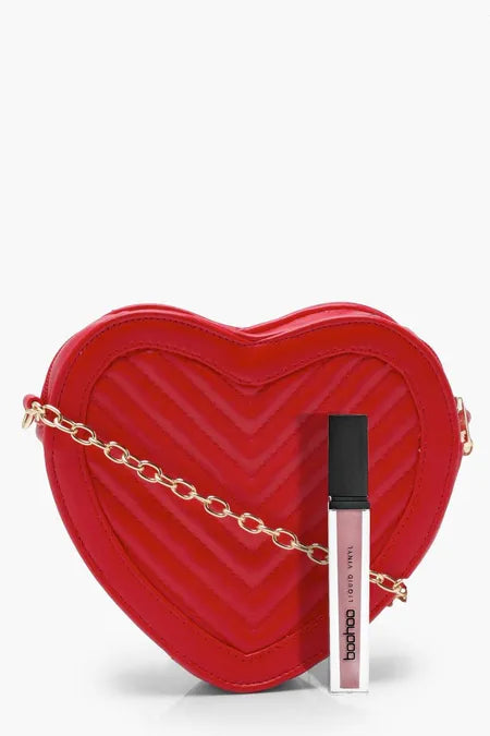 BOOHOO - Quilted Heart Crossbody Bag