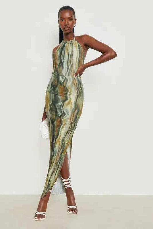 boohoo Printed Plisse Maxi Dress