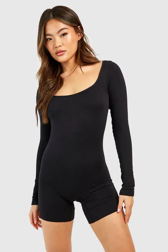 Boohoo - Seamless Rib Long Sleeve Short Unitard