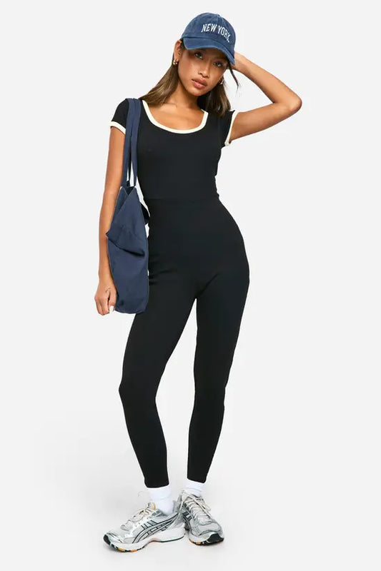 Boohoo - Premium Rib Contrast Scoop Neck Jumpsuit