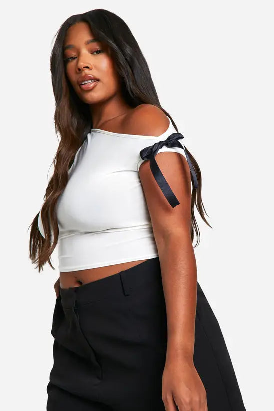 boohoo Plus Asymmetric Neckline Bow Ribbon Detail