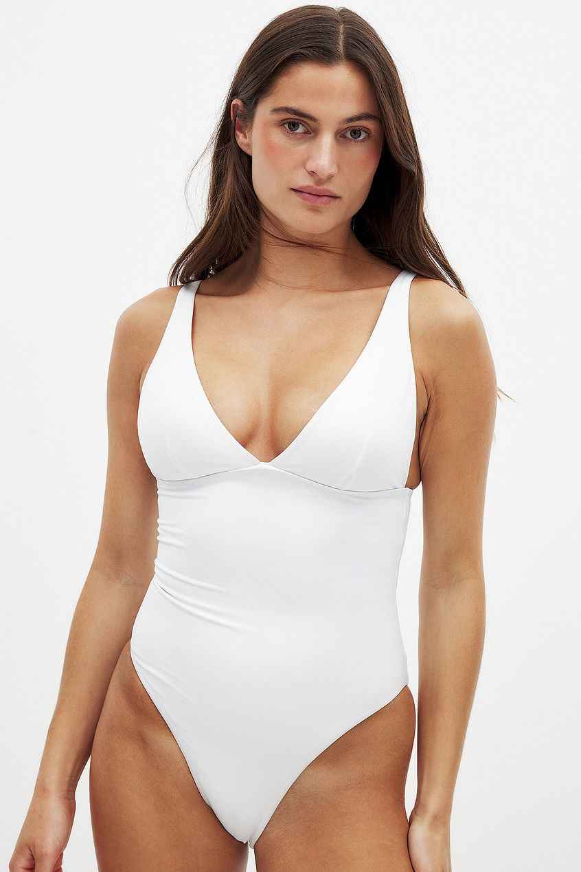 Na-kd High Apex Swimsuit
