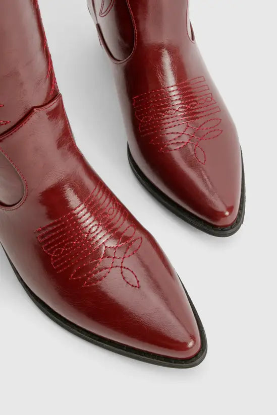 boohoo Vintage Look Calf Detail Embroidered Western Cowboy Boots