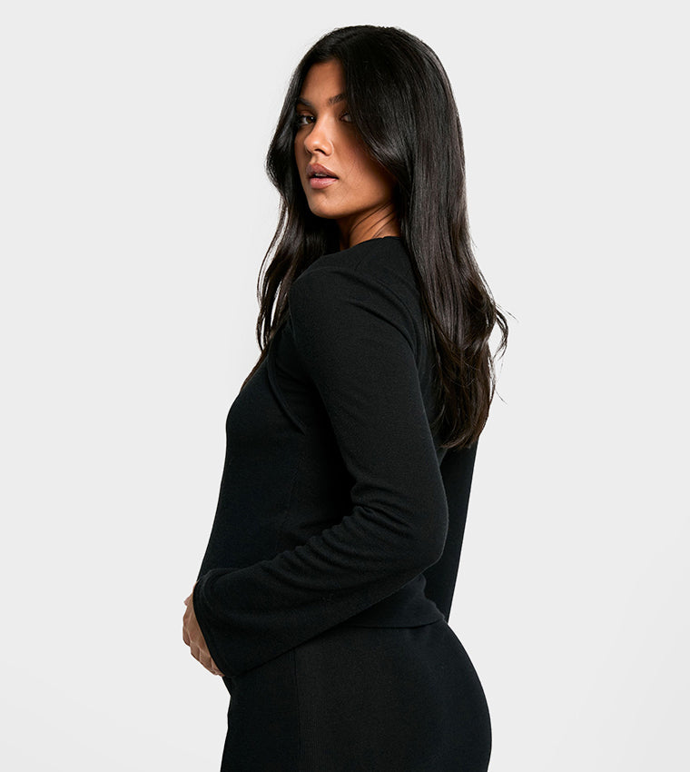 boohoo Ribbed Asymmetric Neck Long Sleeves Maternity Top