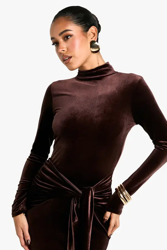 boohoo VELVET TIE WAIST MAXI DRESS