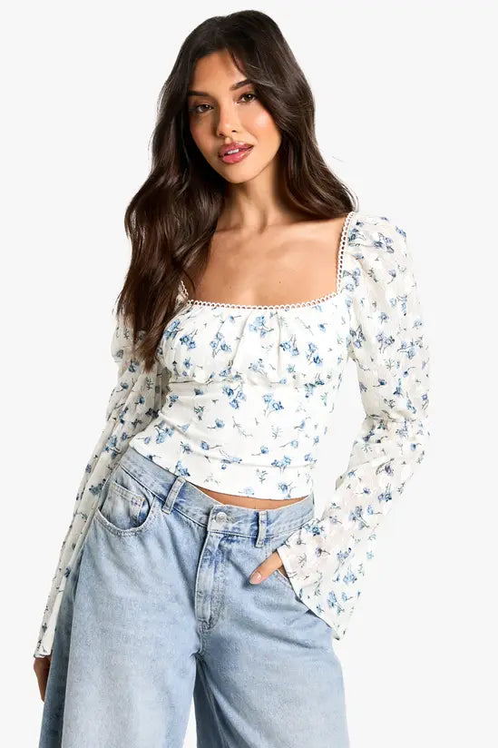 boohoo Lace Floral Flare Sleeve Milkmaid Top