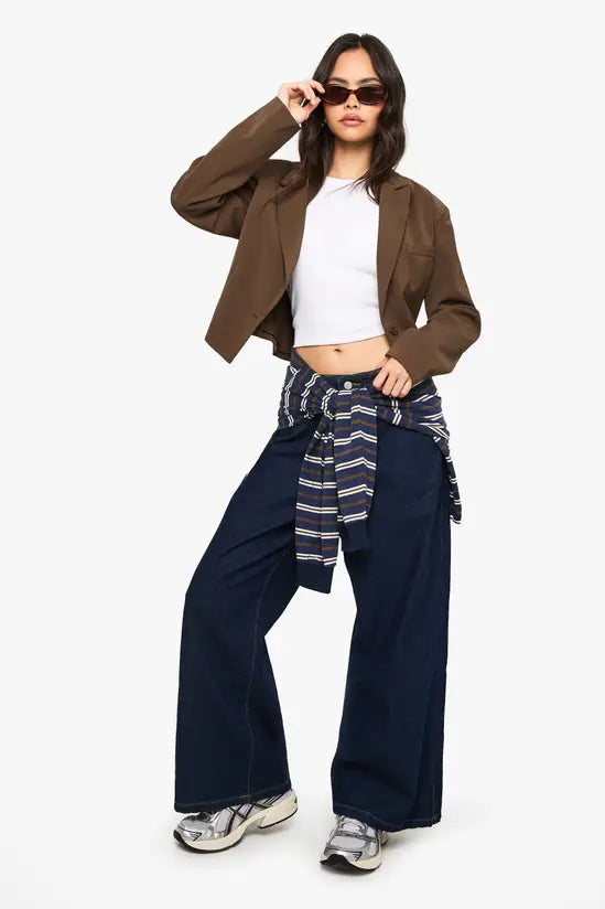 boohoo Tailored Cinched Waist Crop Blazer